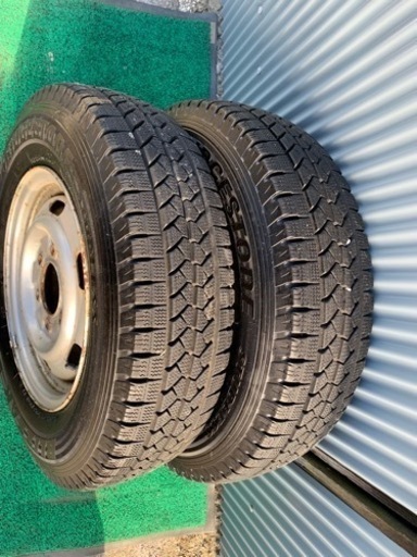 195／80R 15スタッドレスタイヤ、ホイール2本セット