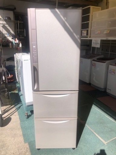【リサイクルサービス八光　田上店　安心の3か月保証　配達設置ok】日立 HITACHI R-K320FV T [冷凍冷蔵庫 まんなか野菜タイプ 真空チルド （315L・右開き） 3ドア ライトブラウン]