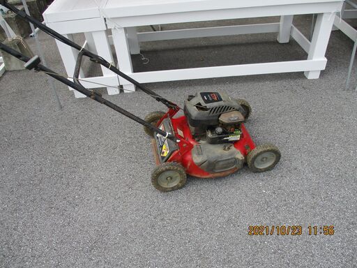 中古の草刈り機