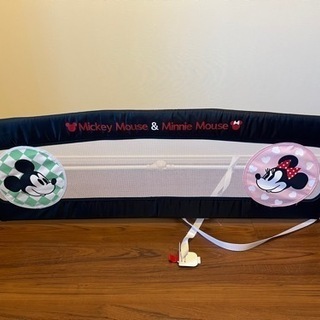 ディズニー柄ベッドガードの画像