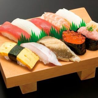 お買い物＆飲食割引制度あり！休日50円アップ‼飲食店スタッフ募集‼の画像