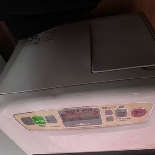 石油ファンヒーター　灯油の画像