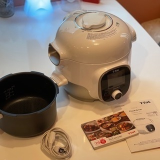 T-FAL  電気圧力鍋　クックフォーミィ3L