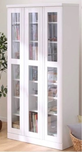 本棚『ニトリ』扉付き