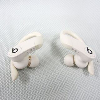 パワービーツプロ☆ワイヤレスイヤホン/イヤフォン アイボリー Apple