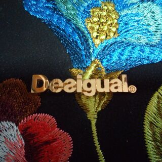 Desigual（デシグアル）のショルダーバッグの画像