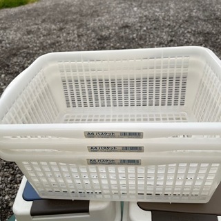 バスケット　カゴ　3個100円