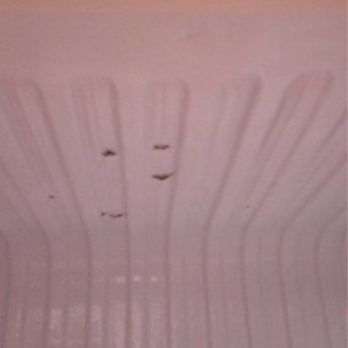 AQR-111C 冷蔵庫　中古　一部分傷アリ　動作確認済みの画像