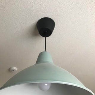 IKEA ペンダントライト　調光機能付電球の画像