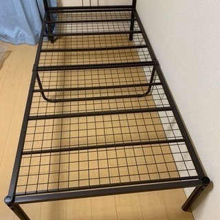 スチールシングルベッドの画像