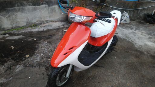 ⭐ホンダライブディオZXタイプ　AF35　オレンジ/白　外装カスタムペイント　タイヤ前後新品