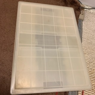 折り畳みクリアボックスの画像