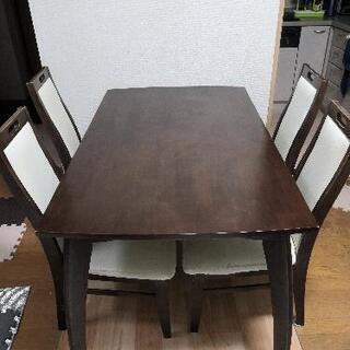 ダイニングテーブル＋椅子4脚