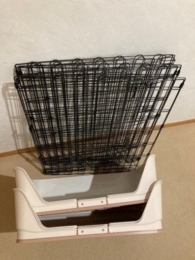 いぬのゲージと、犬用トイレ2個