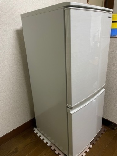 10/30〆美品2019年パナソニック冷蔵庫137L