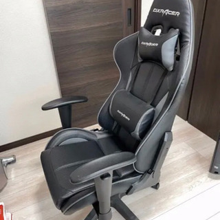 DXRacer ゲーミングチェアー　