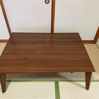 家具調こたつ（天板は木目）