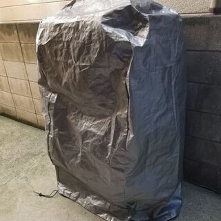 タイヤラックとカバーの画像