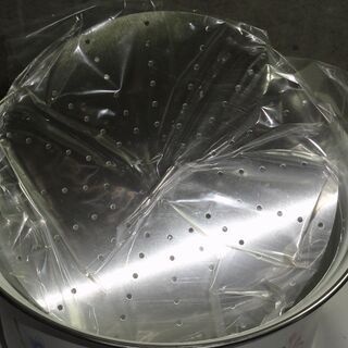 未使用品　エプロン琺瑯株式会社　ホーロー鍋　　大きさ約25㎝　高さ約16㎝　蒸す　煮こむ　ゆでる　解凍　　の画像