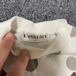 70サイズトレーナーと80サイズズボンの画像