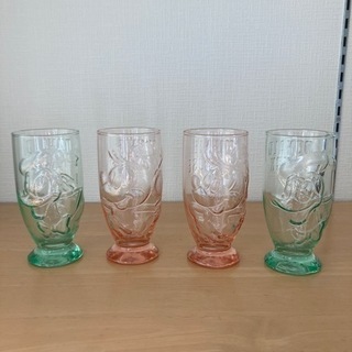 【値下げ】ミニーマウス・ドナルドダック　ガラスコップ　レトロ
