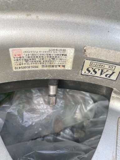 軽車両15インチアルミホイールスタッドレス付き