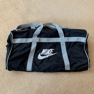 NIKE   ボストンバッグ大   修学旅行  黒グレー
