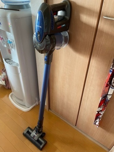 コードレス掃除機　ダイソン風