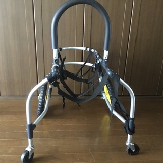 大型犬の歩行補助カートと歩行補助具の画像