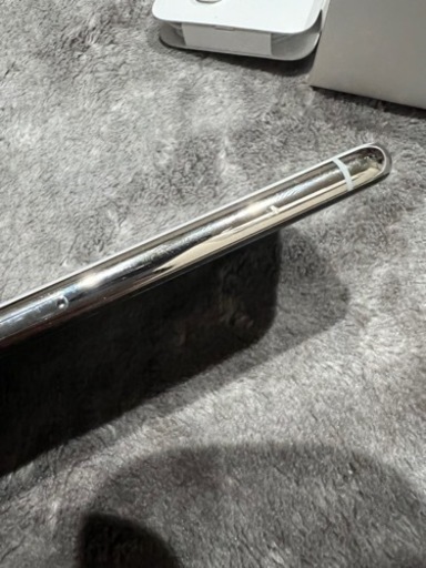 iPhoneX 64GB シルバー SIMロック解除済 美品