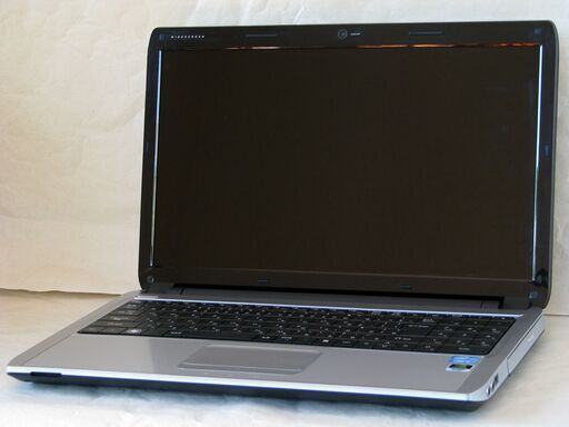 ◆ 15.6ｲﾝﾁﾉｰﾄ Core i7 / 8GB / SSD256GB / Win10 / Office ◆