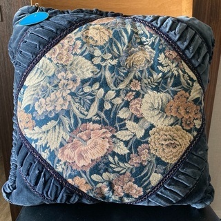 クッション（ネイビー）未使用 50cm×50cm