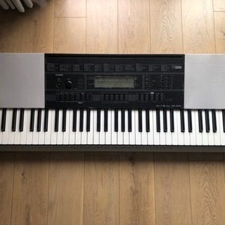 CASIO WK-220 76鍵盤 電子ピアノ