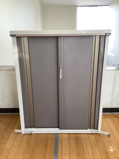 TAKUBO(タクボ)  物置　2枚スライド扉　グレー