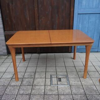 テーブル　伸縮機能有り 4から6人用 150-200伸長式テーブル アダム2 | マナベインテリアハーツ