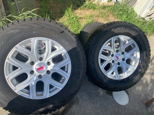 265 65 R17  スタッドレスタイヤ