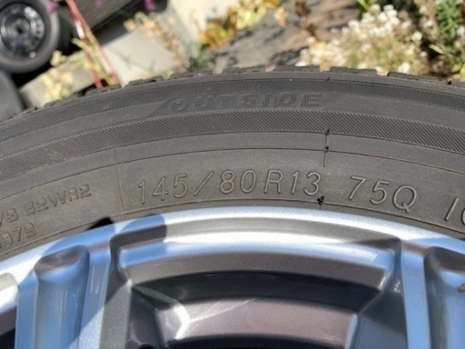 激安！バリ溝！ヨコハマ アイスガード iG50 PLUS 145/80/R13 スタッドレスタイヤ　アルミホイール