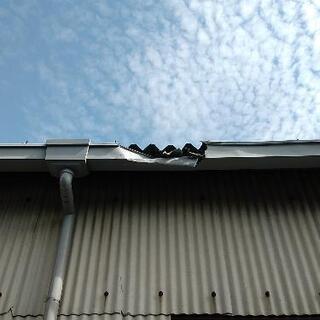 V型の雨樋破損。現状直すこと