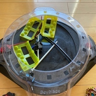 ベイブレード　スタジアム付きの画像