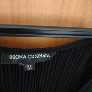 日曜日に処分します。フォーマルドレス 結婚式・二次会 黒色の画像