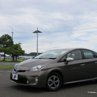 【自社ローン】プリウス30後期★保証人なしOK★車両頭金なしOK...