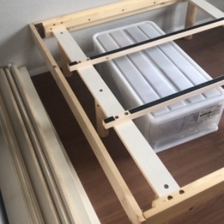 組み立て式 ベッドフレーム（セミダブル）の画像
