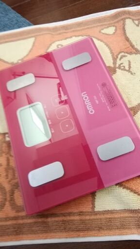 OMRON　オムロン　体重計　ヘルスメーター