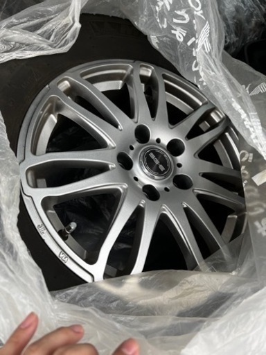 スタッドレス　ホイール付き　16インチ215/70R16 三菱アウトランダー　デリカ　エクリプスクロス