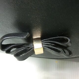 E219　美品　ハンドバック　USD　黒色の画像