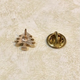 【ネット決済・配送】クリスマスツリー　ミニブローチ　フォーマル　カジュアル　パーティー　ディナー　上品　衣装　レトロ　アンティーク　ヴィンテージ　レア　希少　ビンテージ Christmas Tree mini broach formal casual party dinner event luxurious costume party retro antique vintage rare の画像