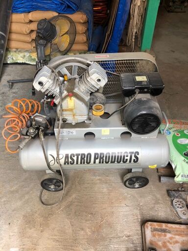 コンプレッサー　ジャンク品　F198