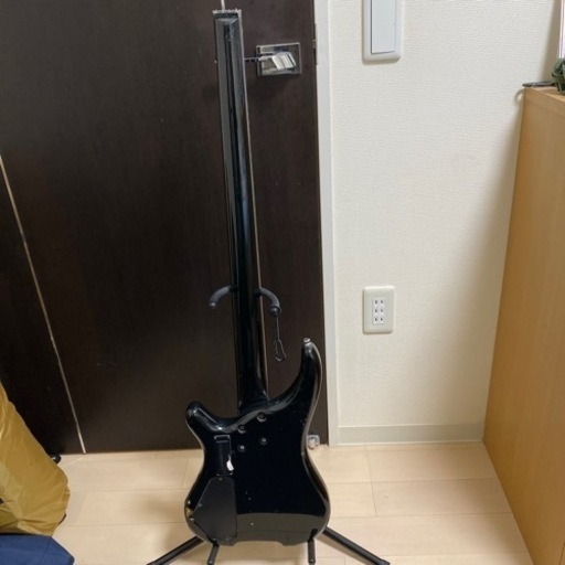 フェルナンデス　フレットレスベース　ヘッドレス