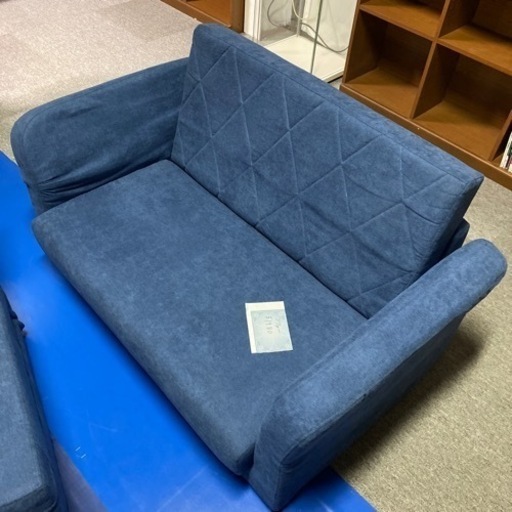 ^_^ソファ　紺色　ほぼ新品です。