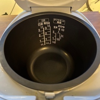 東芝　炊飯器　3.5合　RC-6XDの画像